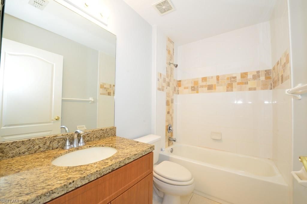 1042 Mainsail Dr, Unit 823, Naples, FL 34114 Photo