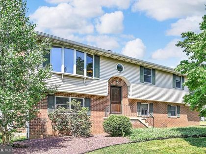 648 W SPRING STREET Fleetwood, PA 19522