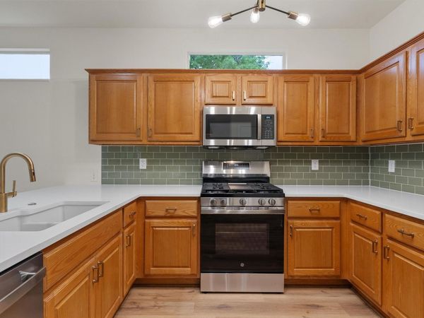 109 Anemone CIR, Georgetown, TX 78633