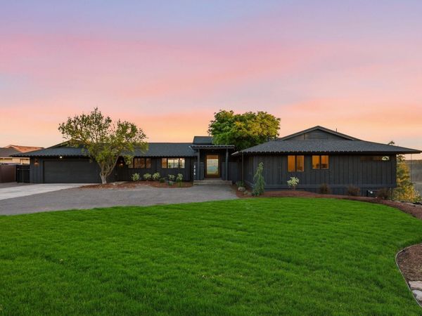 226 E High Dr, Spokane, WA 99203