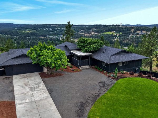 226 E High Dr, Spokane, WA 99203