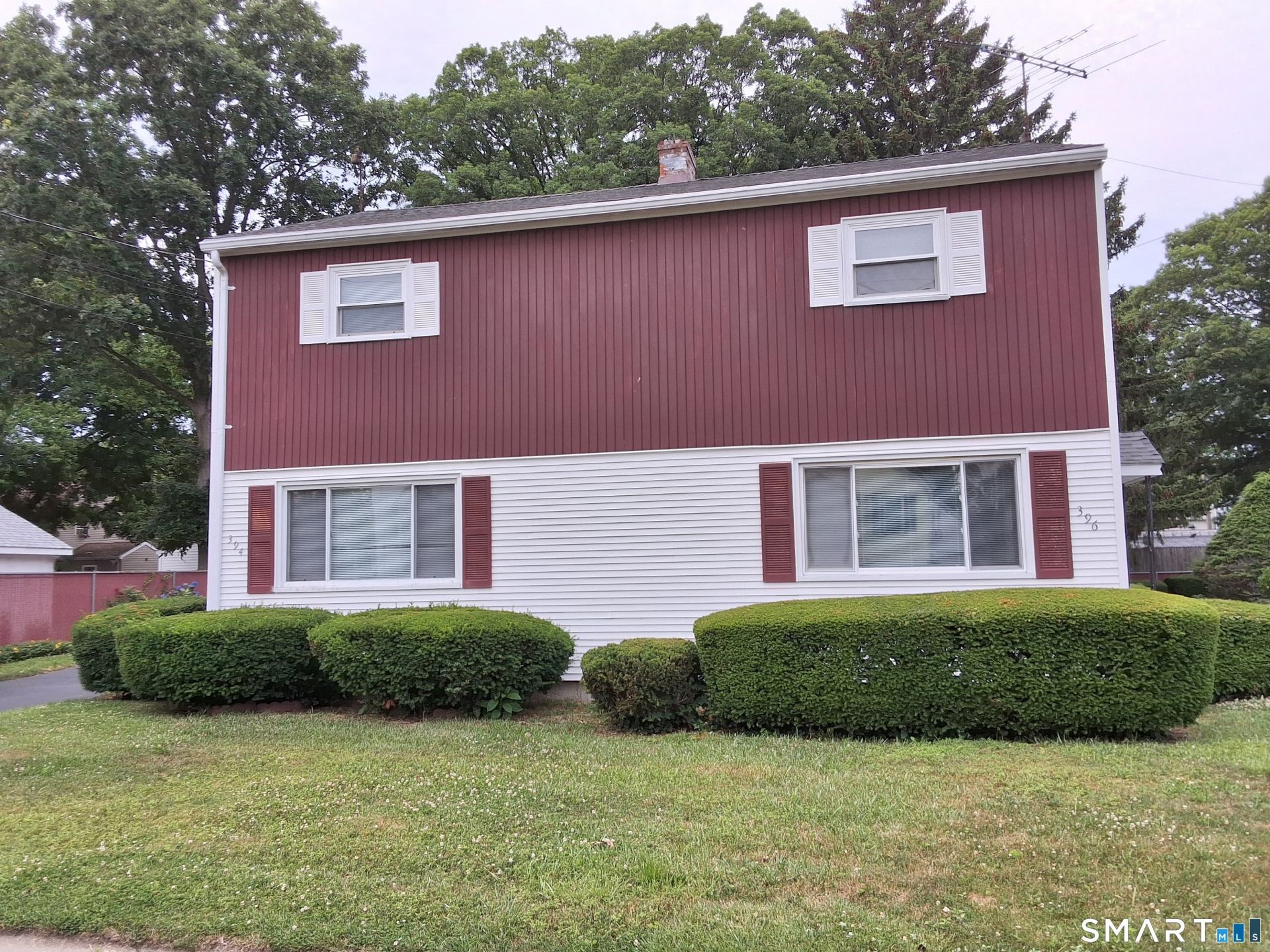 396 Garibaldi, Stratford, CT 06615 Main Photo
