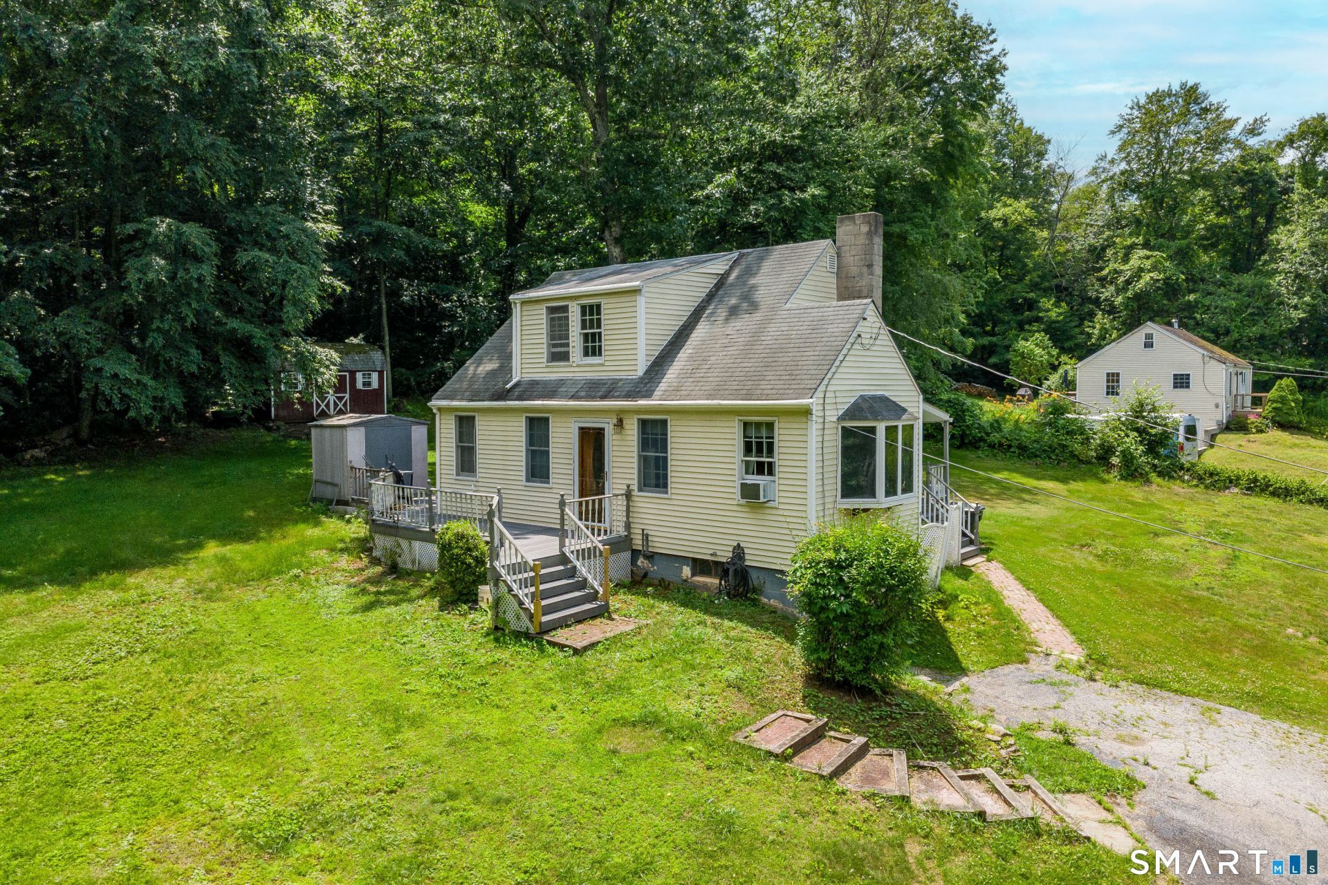 5 Parmalee Park, Newtown, CT 06470 Main Photo