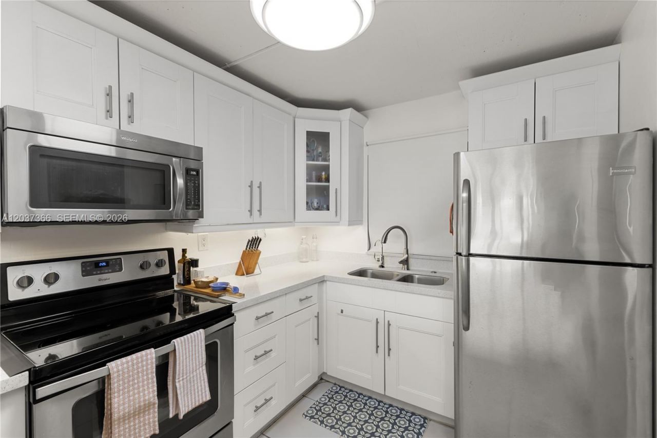 9495 Evergreen Pl , Unit 103, Davie, FL 33324 Photo