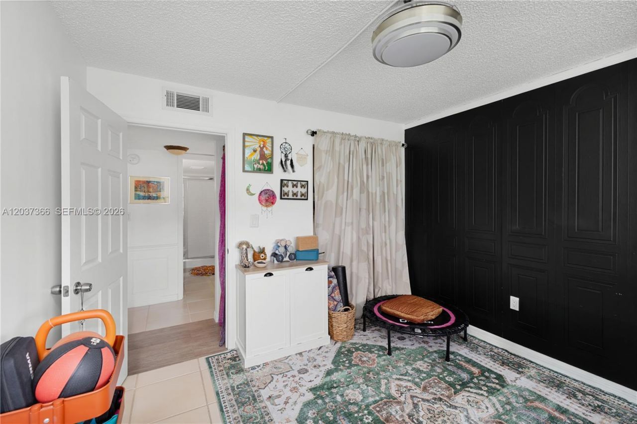 9495 Evergreen Pl , Unit 103, Davie, FL 33324 Photo