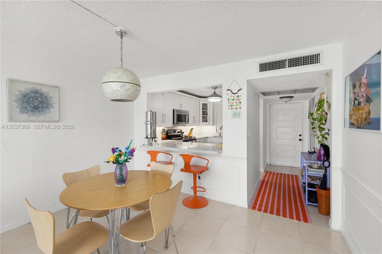 9495 Evergreen Pl , Unit 103, Davie, FL 33324 Photo