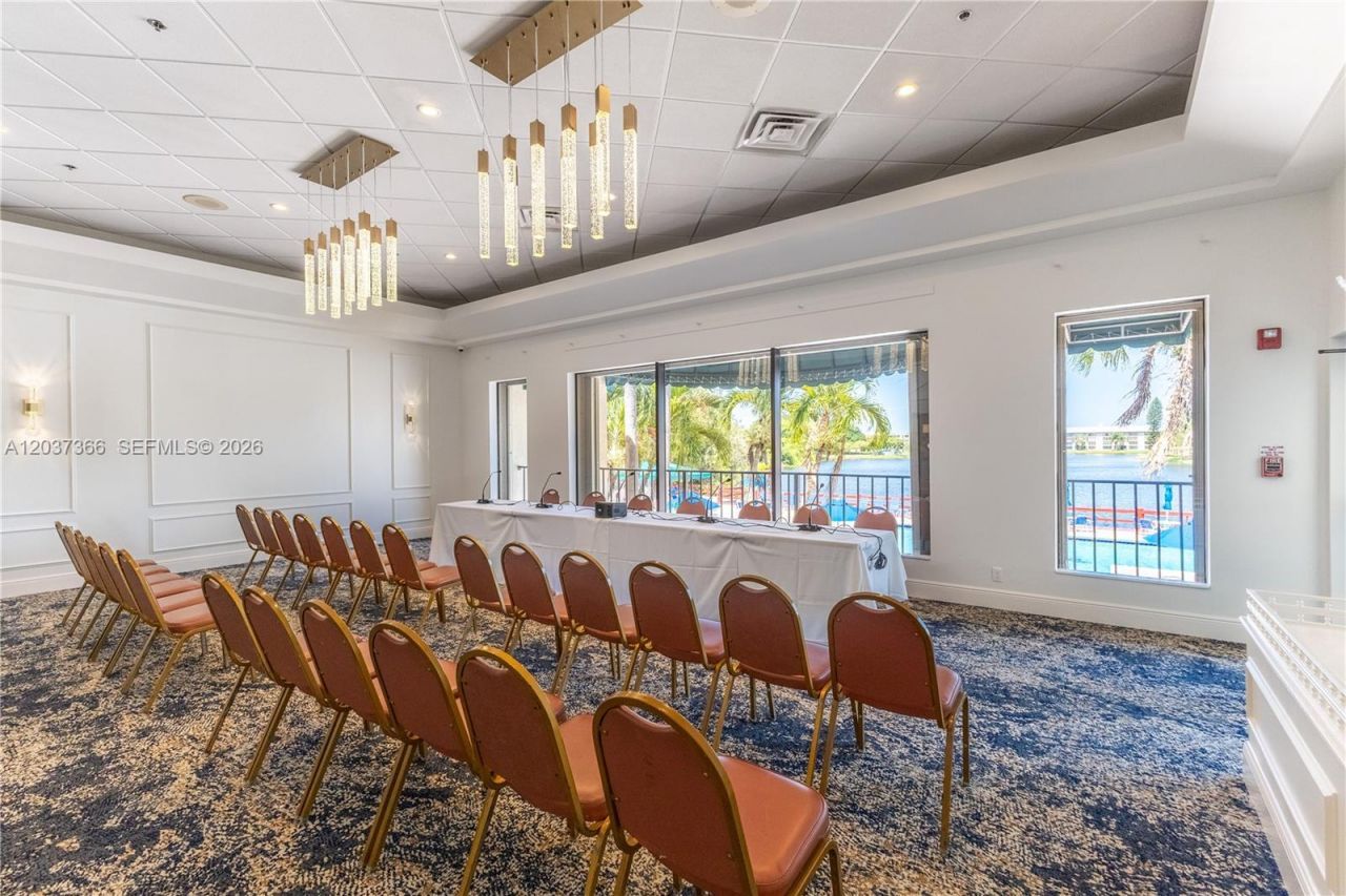 9495 Evergreen Pl , Unit 103, Davie, FL 33324 Photo