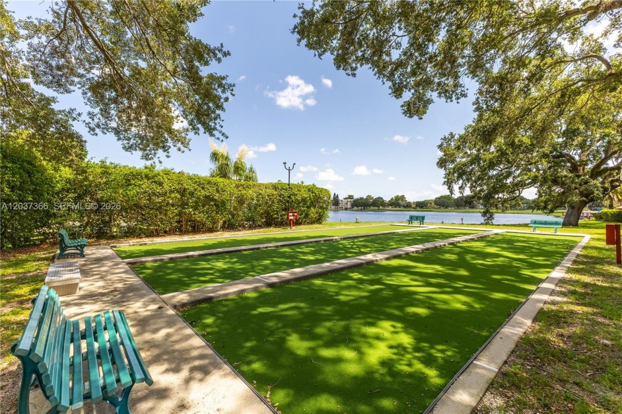 9495 Evergreen Pl , Unit 103, Davie, FL 33324 Photo
