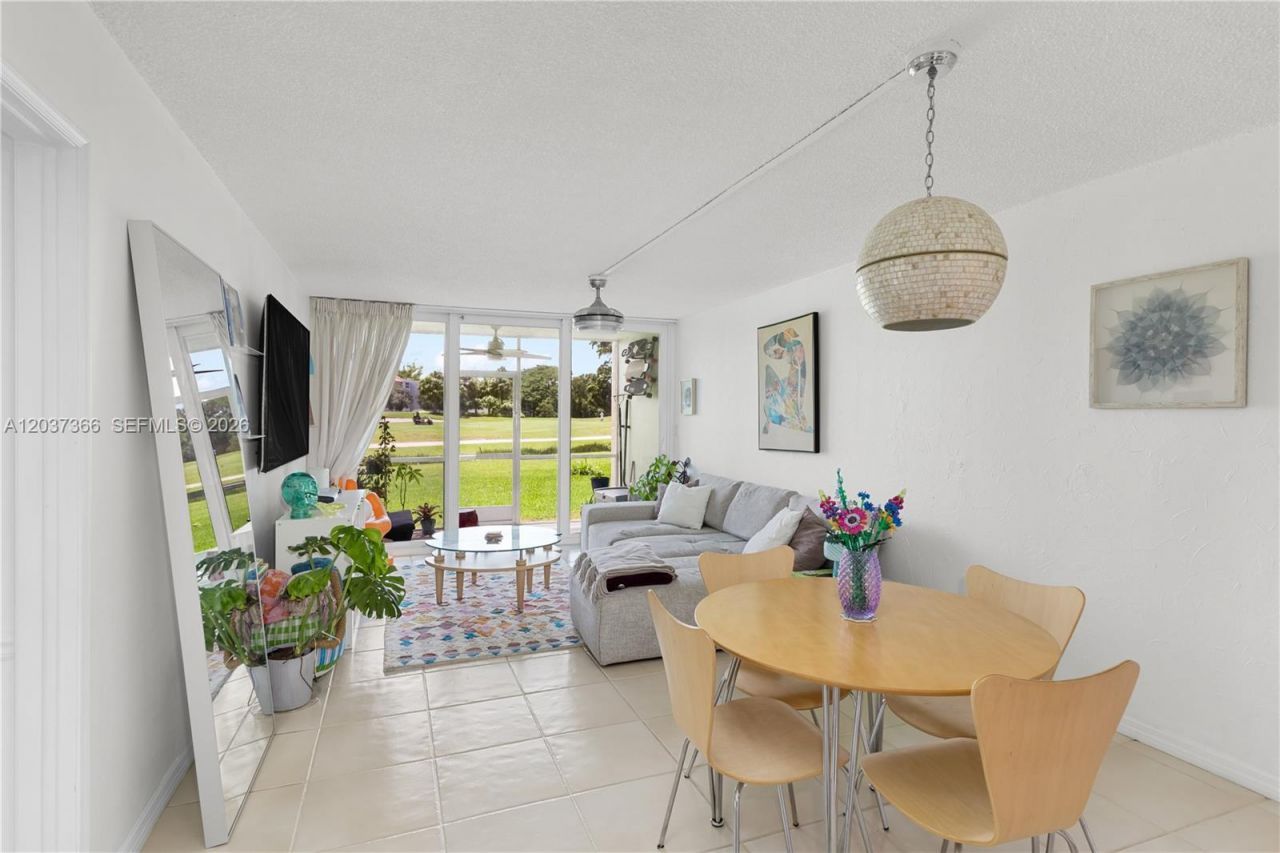 9495 Evergreen Pl , Unit 103, Davie, FL 33324 Photo