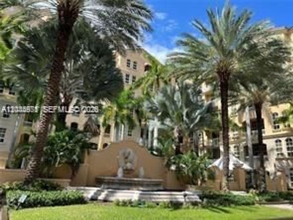 3001 NE 185th St, Unit 129, Aventura, FL 33180