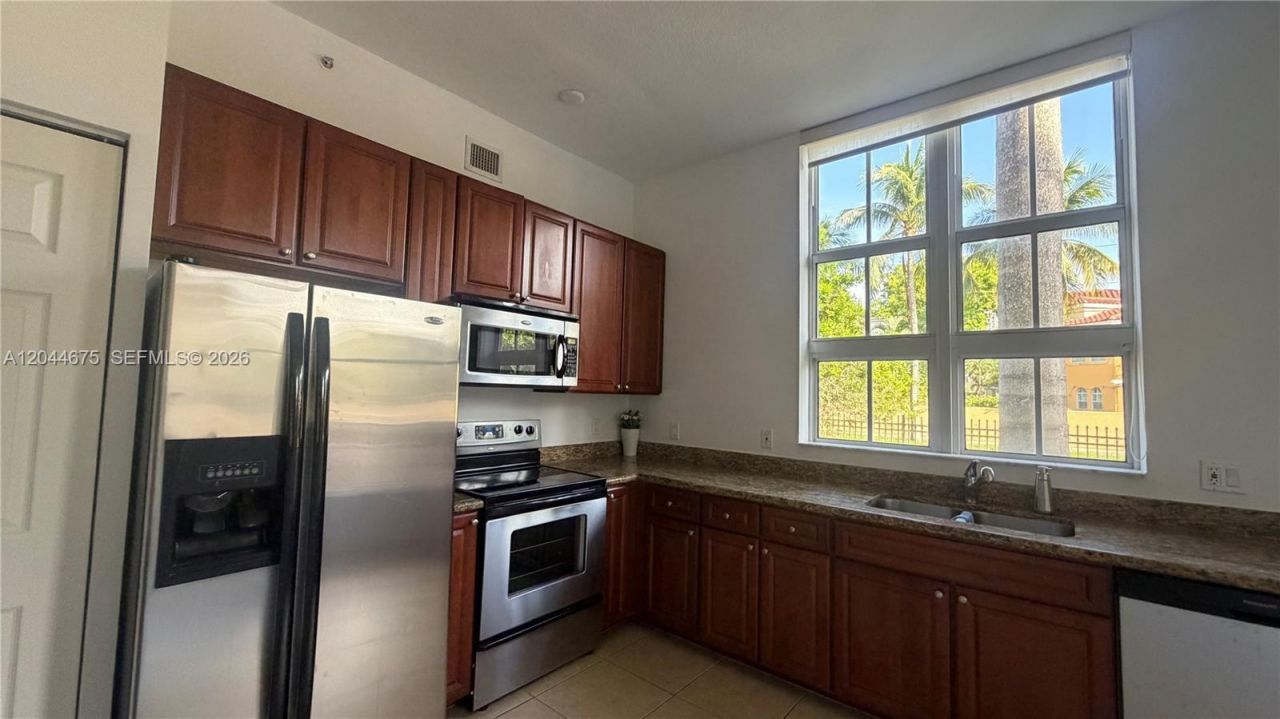 3001 NE 185th St, Unit 129, Aventura, FL 33180 Photo
