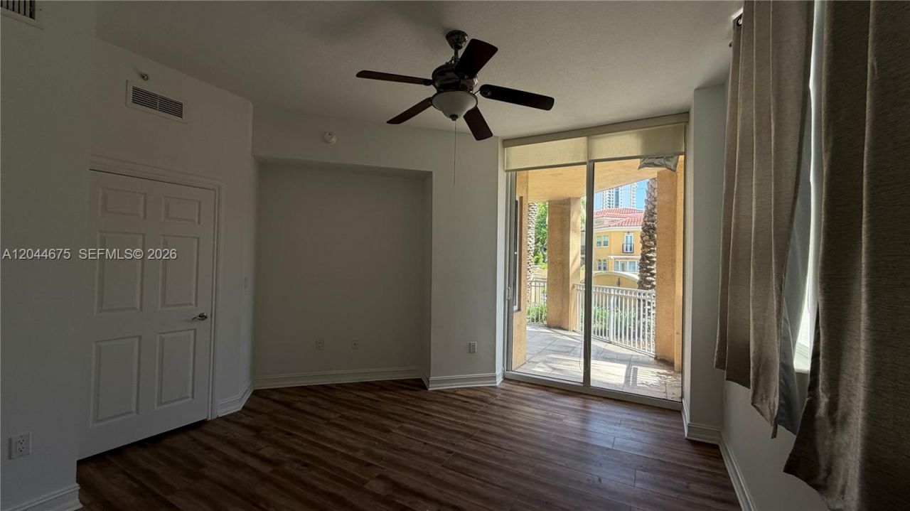 3001 NE 185th St, Unit 129, Aventura, FL 33180 Photo