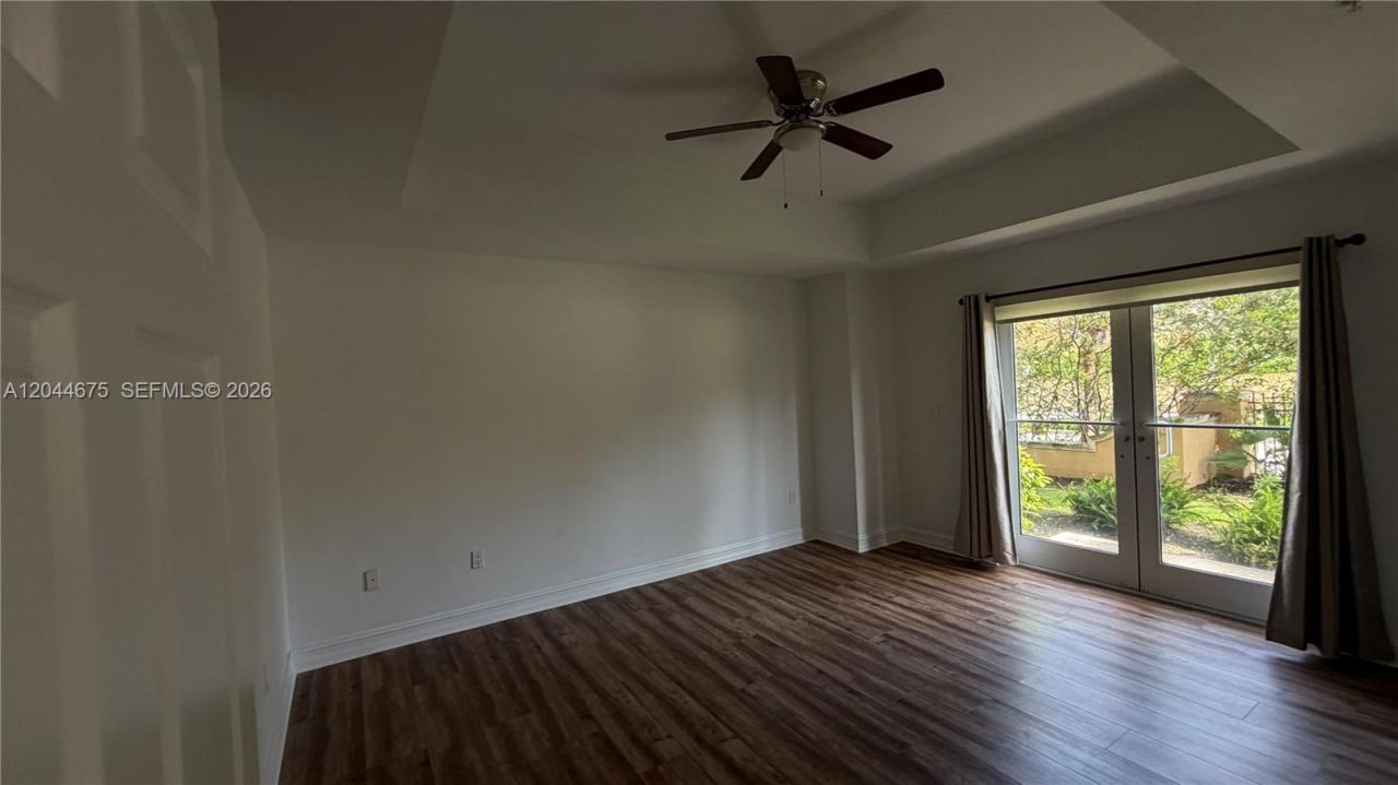 3001 NE 185th St, Unit 129, Aventura, FL 33180 Photo