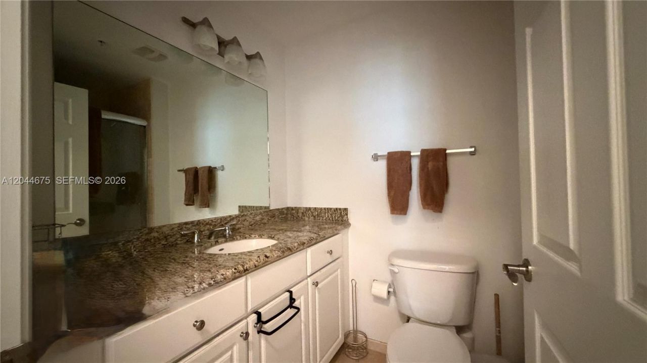 3001 NE 185th St, Unit 129, Aventura, FL 33180 Photo