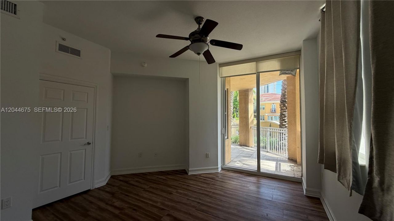 3001 NE 185th St, Unit 129, Aventura, FL 33180 Photo