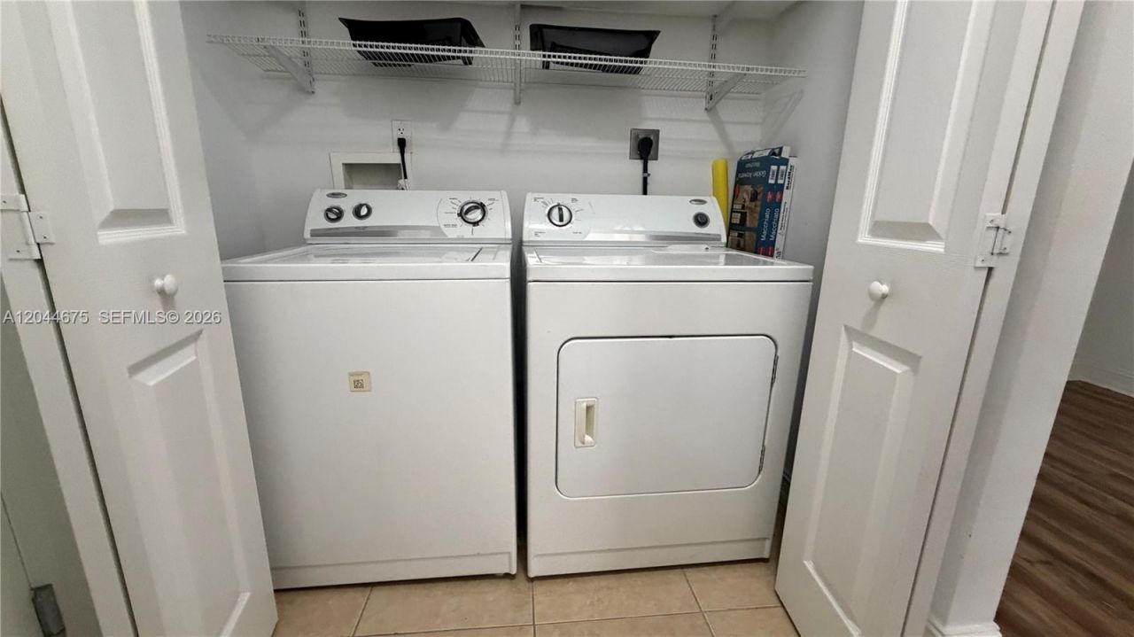 3001 NE 185th St, Unit 129, Aventura, FL 33180 Photo