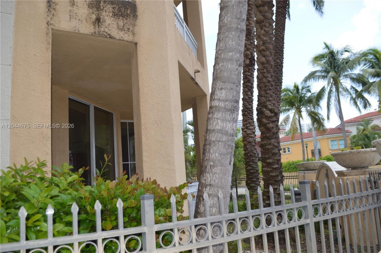 3001 NE 185th St, Unit 129, Aventura, FL 33180 Photo
