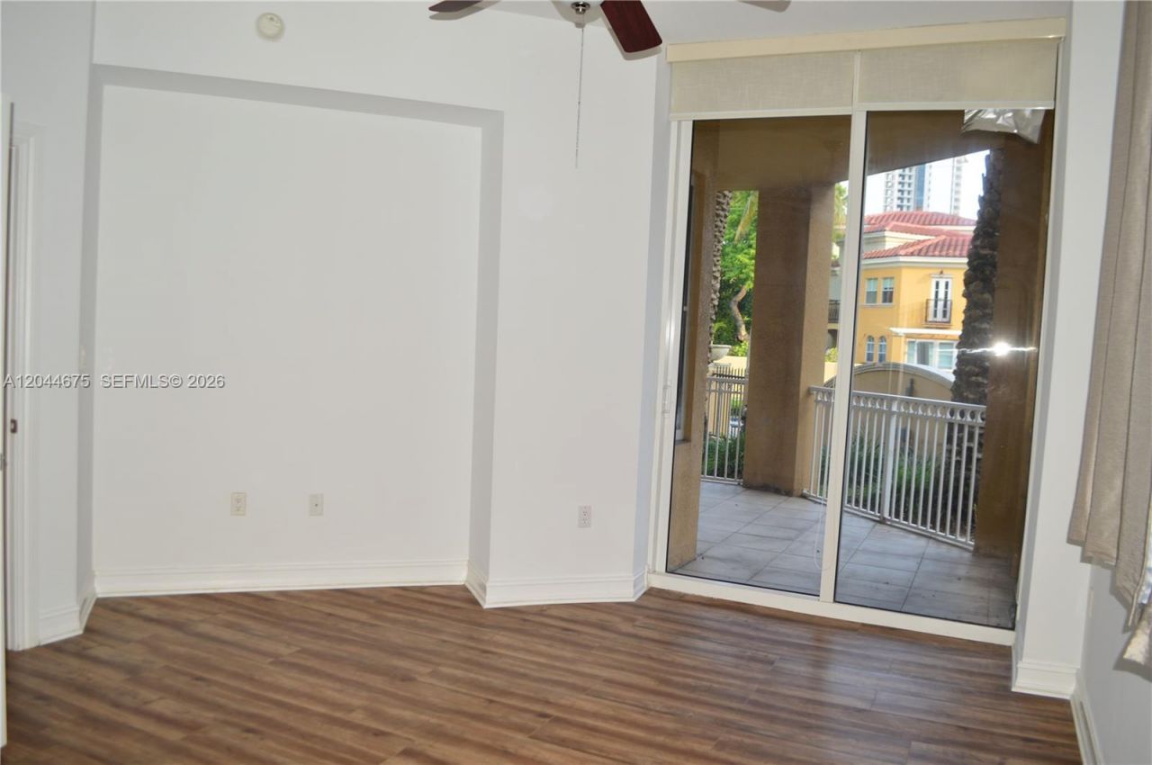 3001 NE 185th St, Unit 129, Aventura, FL 33180 Photo