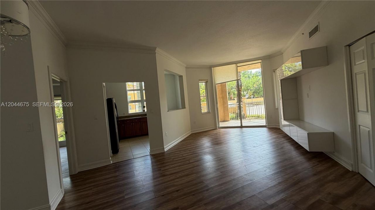 3001 NE 185th St, Unit 129, Aventura, FL 33180 Photo