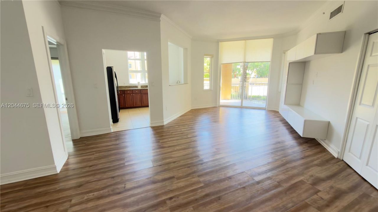 3001 NE 185th St, Unit 129, Aventura, FL 33180 Photo