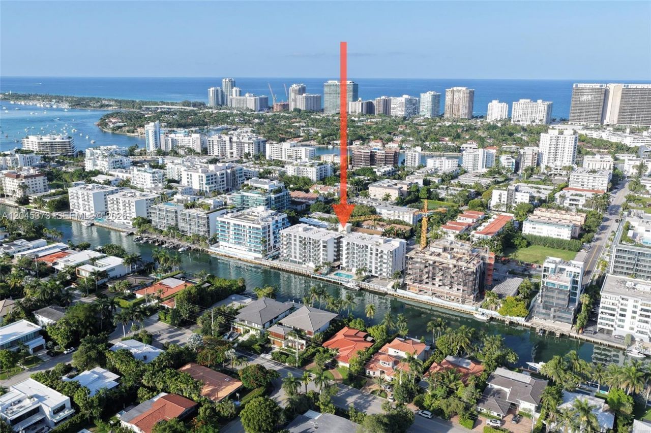 9800 W Bay Harbor Dr , Unit 503, Bay Harbor Islands, FL 33154 Photo