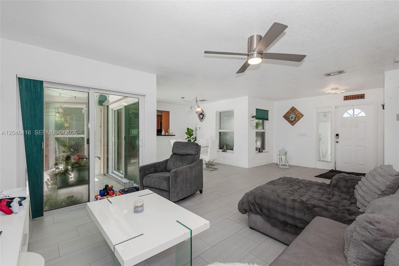 16736 SW 5th Way, Weston, FL 33326 Photo