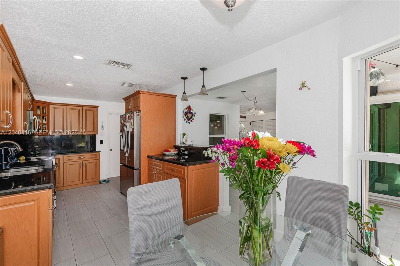 16736 SW 5th Way , Weston, FL 33326 Photo