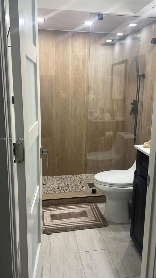 6633 NW 178th Ter, Hialeah, FL 33015 Photo