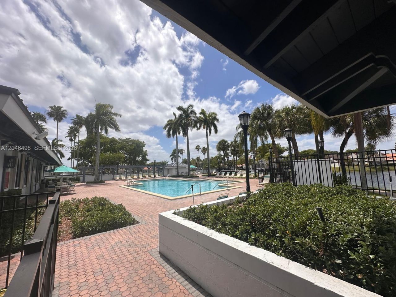 6633 NW 178th Ter, Hialeah, FL 33015 Photo