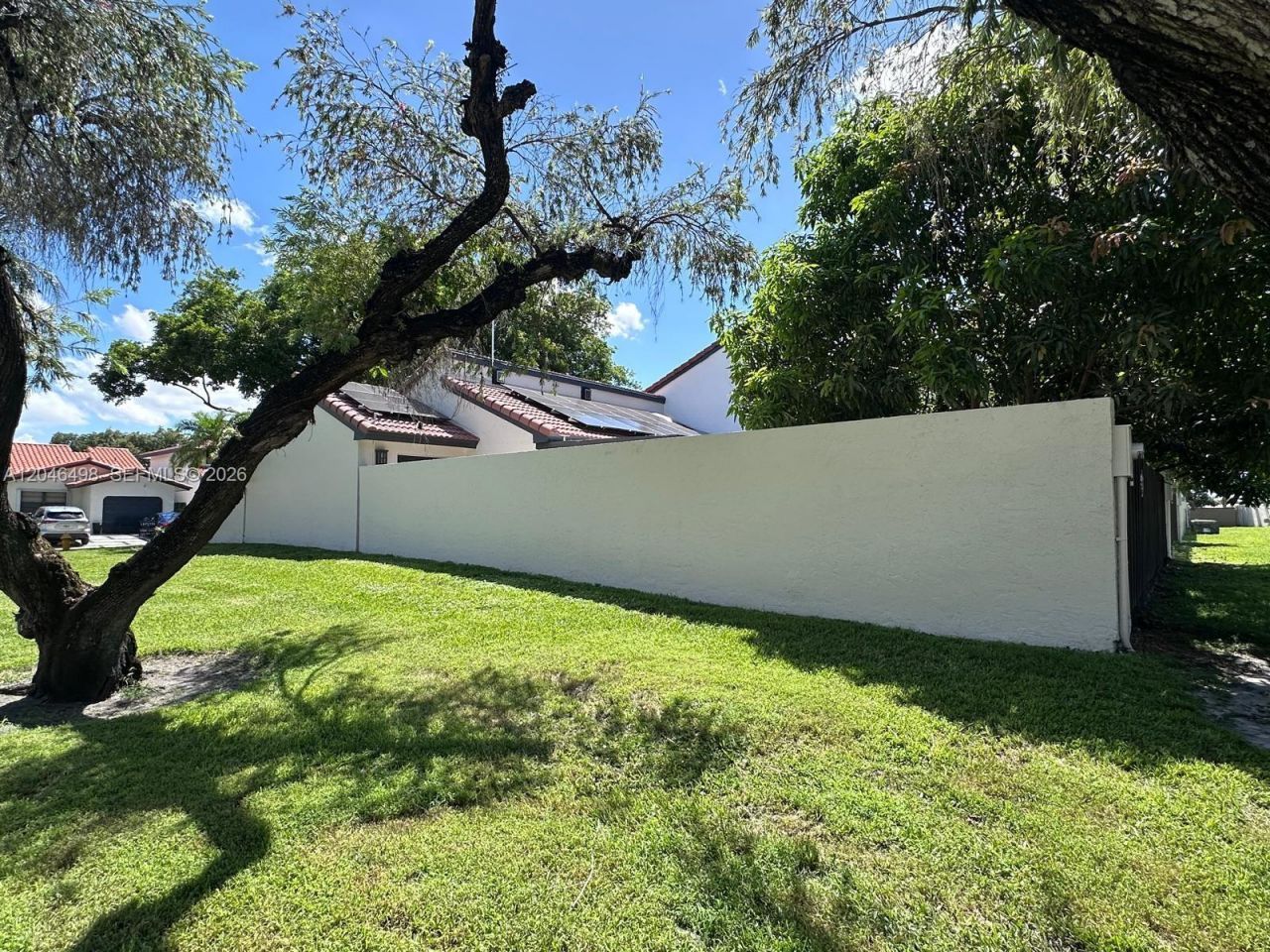 6633 NW 178th Ter, Hialeah, FL 33015 Photo