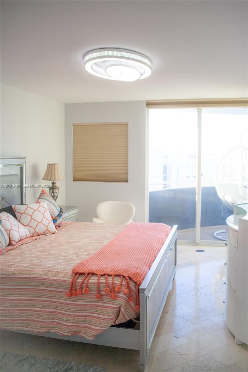 6301 Collins Ave , Unit 807, Miami Beach, FL 33141 Photo