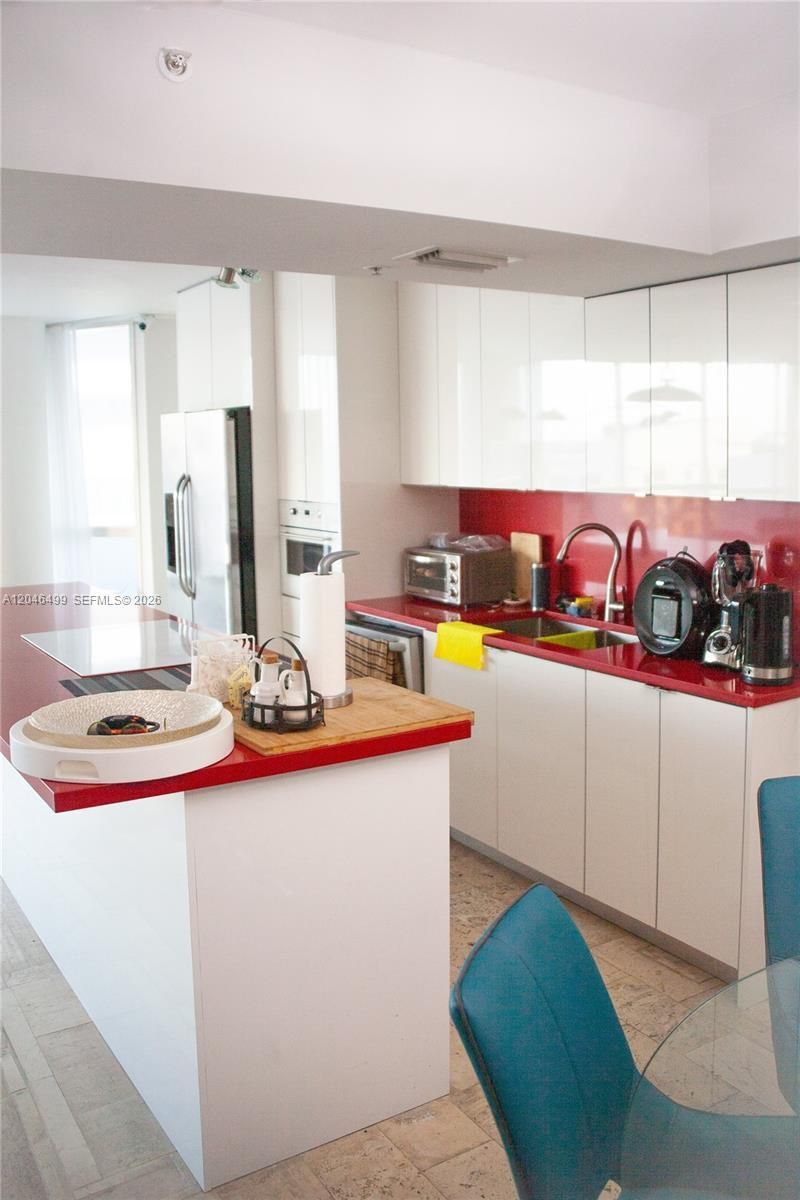 6301 Collins Ave , Unit 807, Miami Beach, FL 33141 Photo