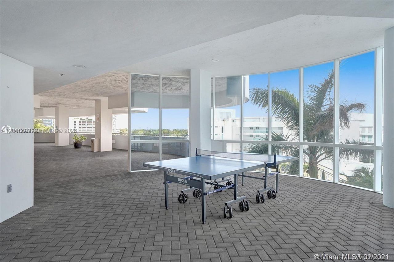 6301 Collins Ave , Unit 807, Miami Beach, FL 33141 Photo