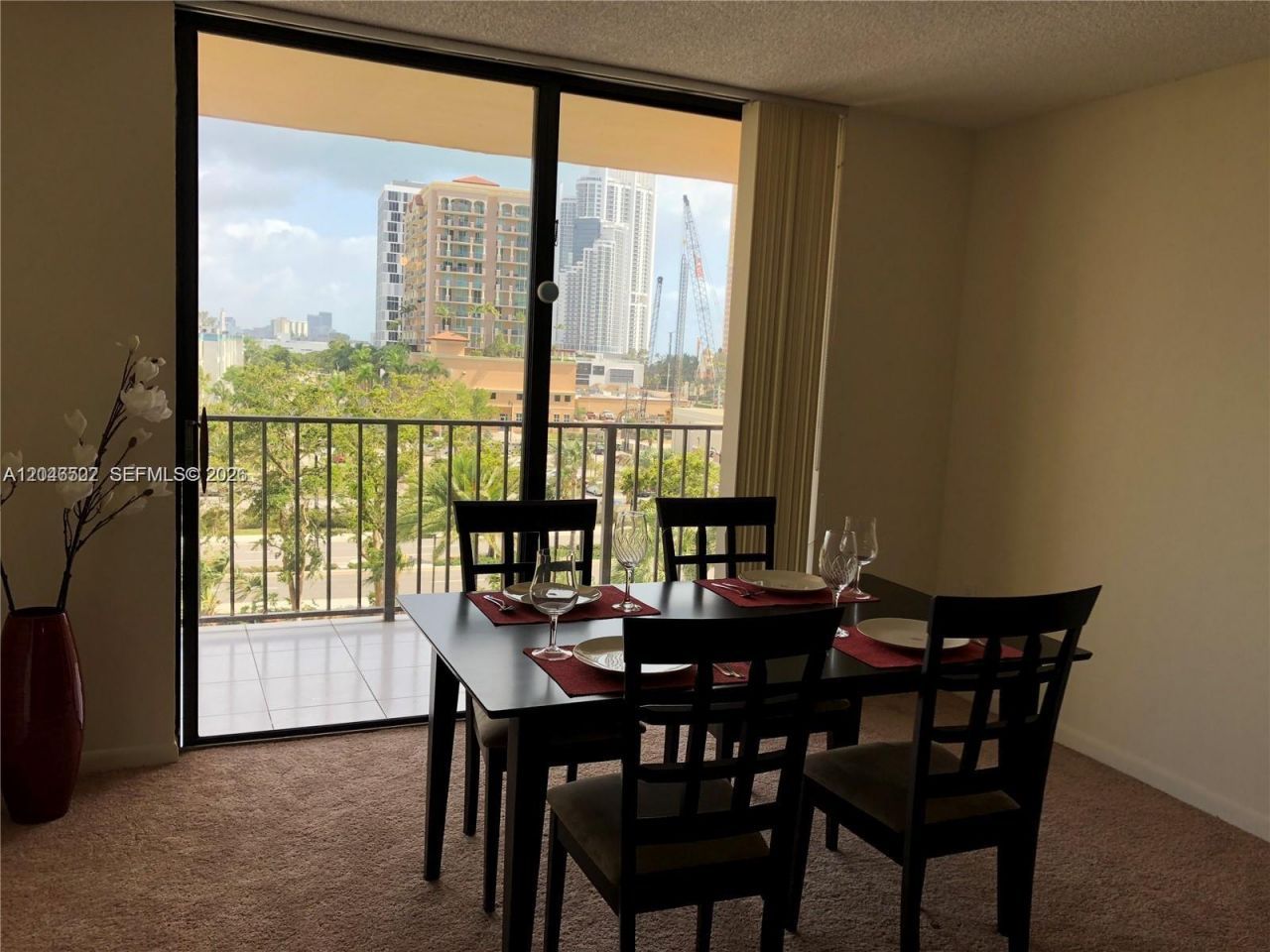 210 174th St , Unit 614, Sunny Isles Beach, FL 33160 Photo