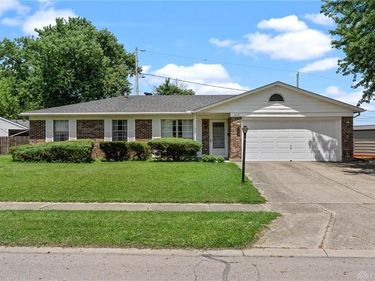 227 Cambridge Drive, Fairborn, OH 45324
