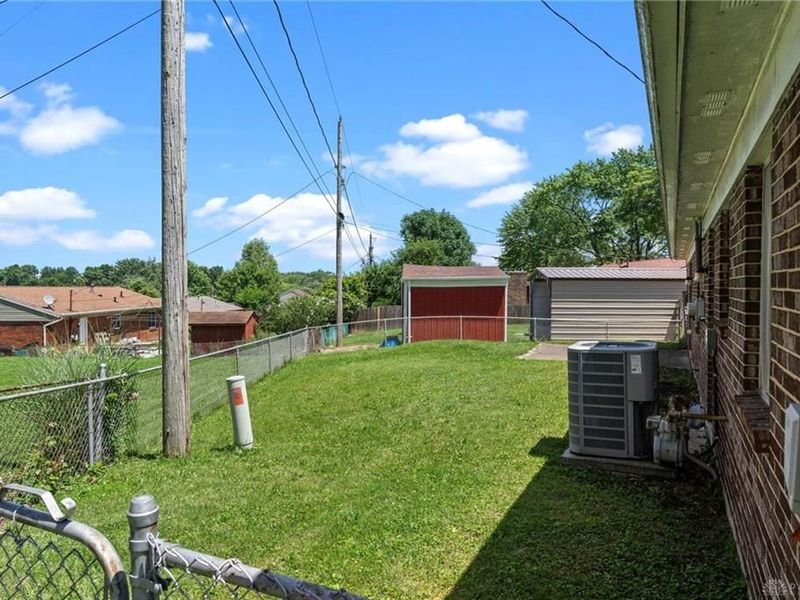 227 Cambridge Drive, Fairborn, OH 45324 Photo 4