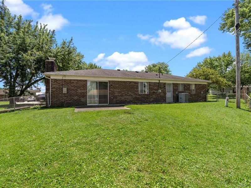 227 Cambridge Drive, Fairborn, OH 45324 Photo 6