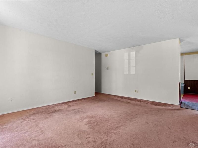 227 Cambridge Drive, Fairborn, OH 45324 Photo 9