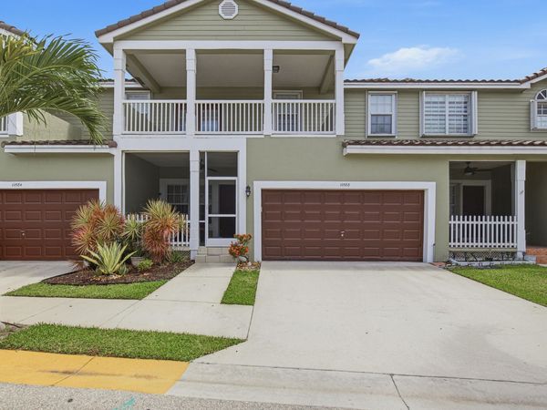 10588 NW 56th Drive NW, Unit 10588, Coral Springs, FL 33076