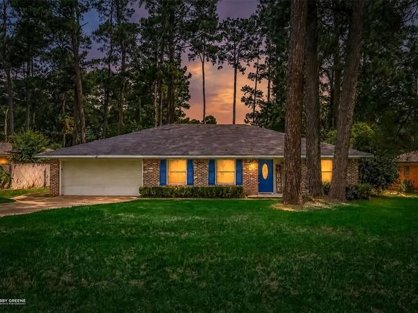 1016 Ridgewood Drive, Shreveport, LA 71118