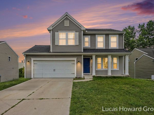 1041 Sunfield Dr Drive, Holland, MI 49424