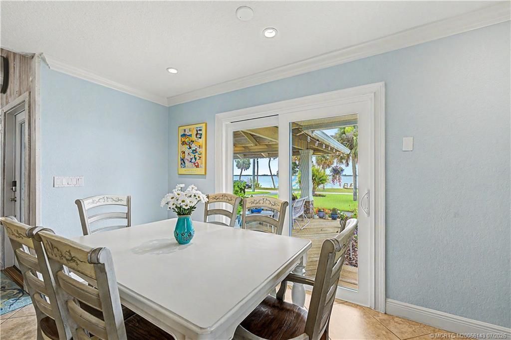 1711 S Indian River Drive, Fort Pierce, FL 34950 Photo