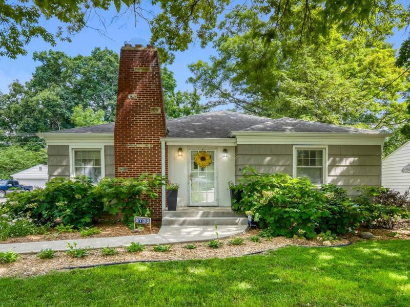 2732 Minerva Lake Road, Columbus, OH 43231 Photo 1