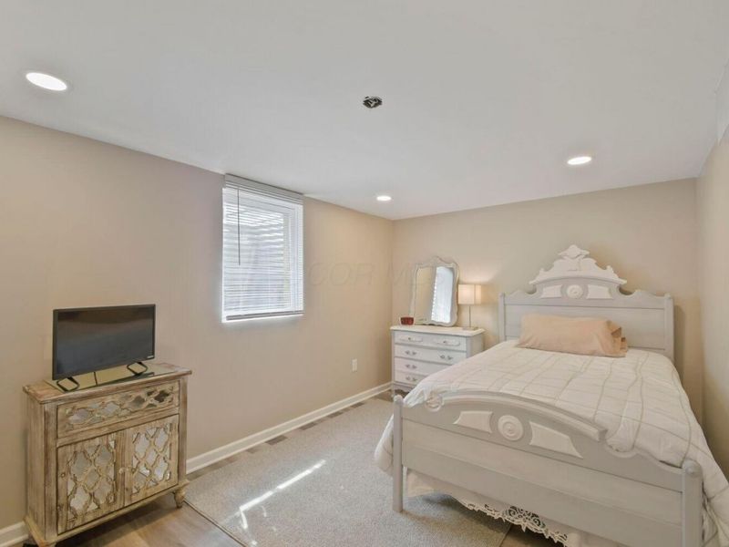 2732 Minerva Lake Road, Columbus, OH 43231 Photo 21