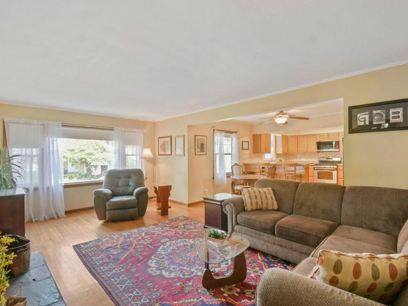 2732 Minerva Lake Road, Columbus, OH 43231 Photo 5