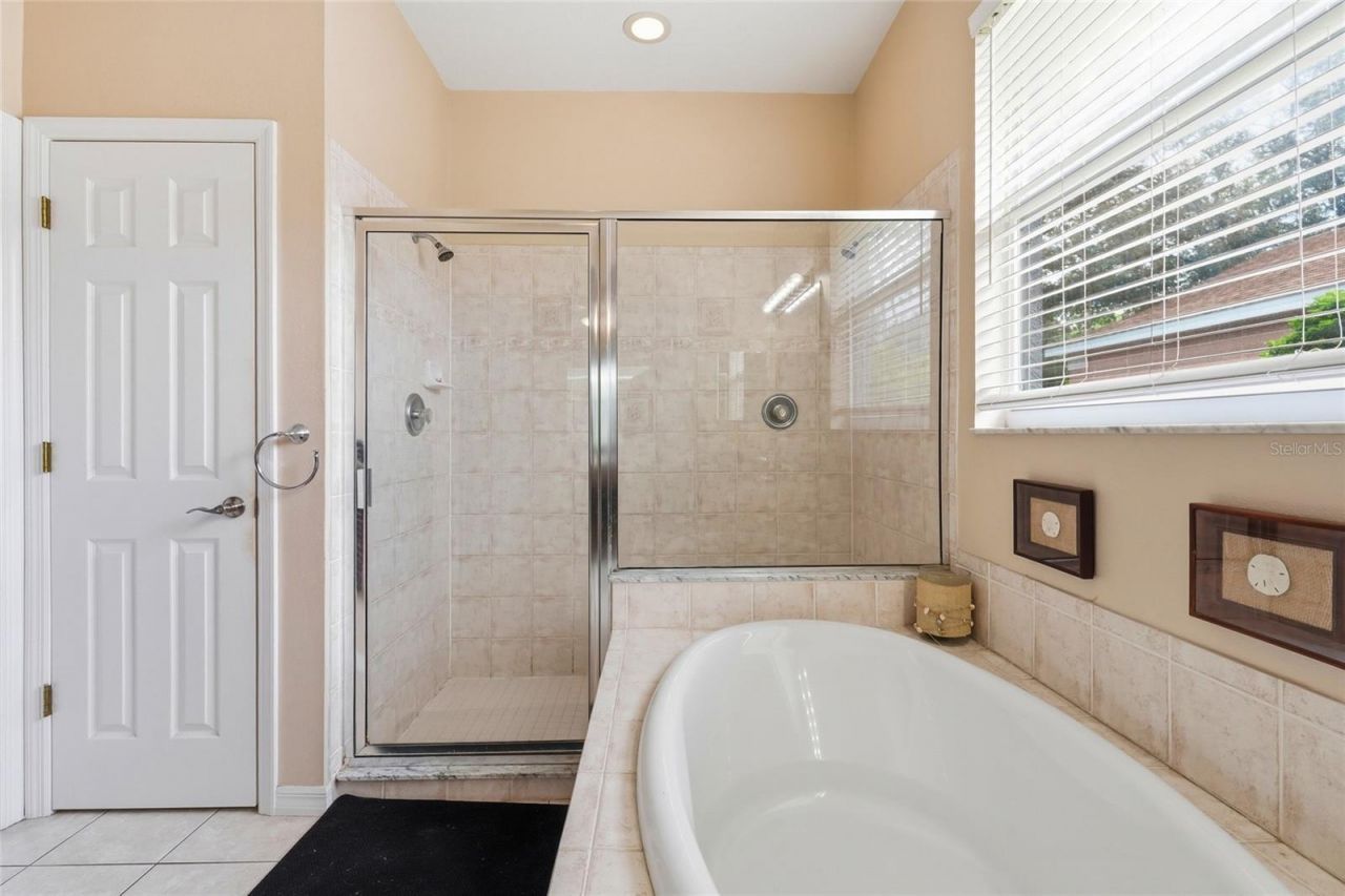 835 Cedarcrest Court, Sarasota, FL 34232 Photo