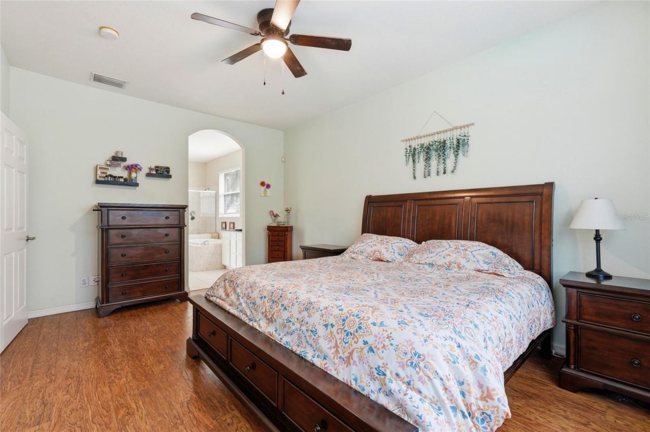 835 Cedarcrest Court, Sarasota, FL 34232 Photo