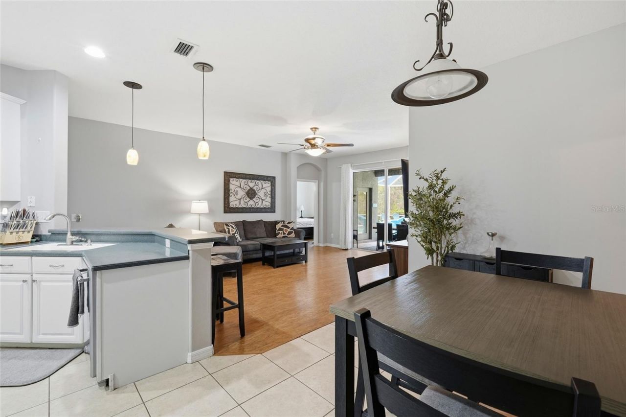 835 Cedarcrest Court, Sarasota, FL 34232 Photo