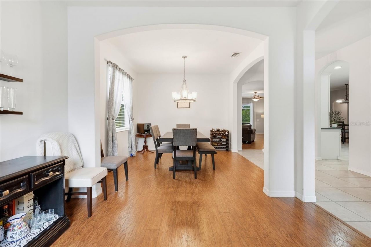 835 Cedarcrest Court, Sarasota, FL 34232 Photo