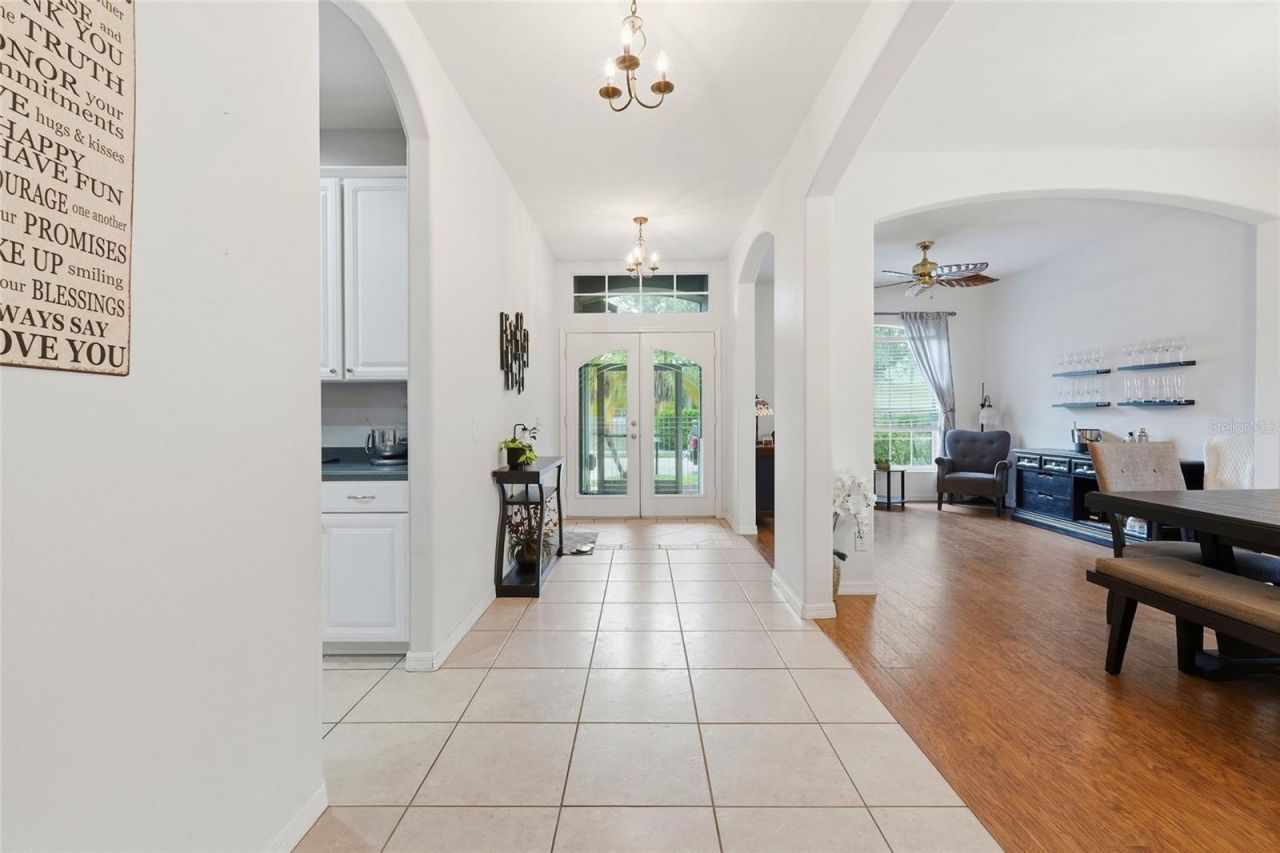 835 Cedarcrest Court, Sarasota, FL 34232 Photo